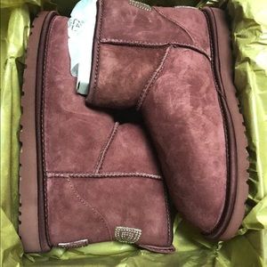 UGG Mini Crystal Bow Boots Sz 6 Oxblood Red Low